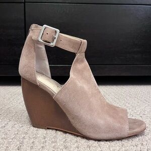 Jessica Simpson Women's Crimsella Ankle Booties